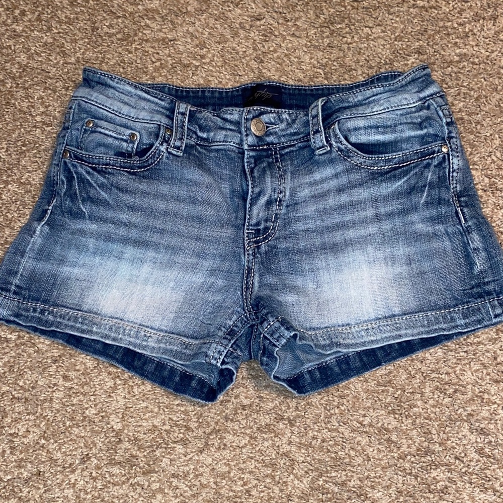 Daytrip Denim Blue Women's Shorts from Buckle